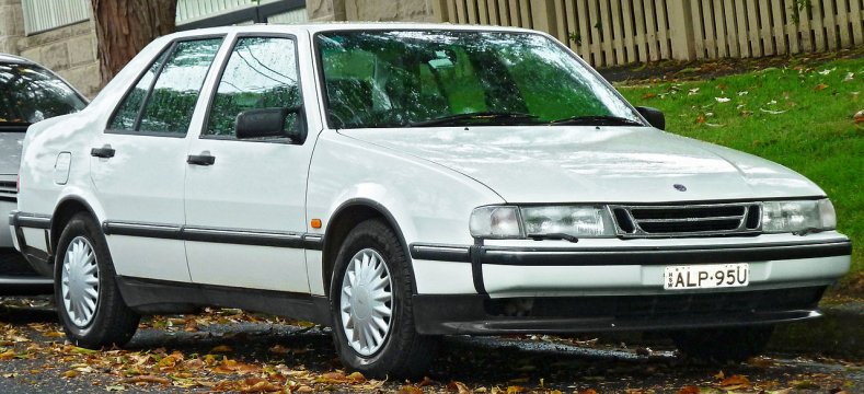 1280px-1994-1997 Saab 9000 CD 2.3t sedan (2011-10-25) 01