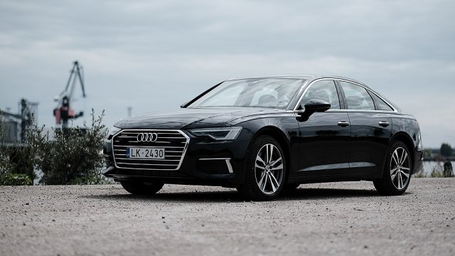 Audi A6 2018 (44686505662)