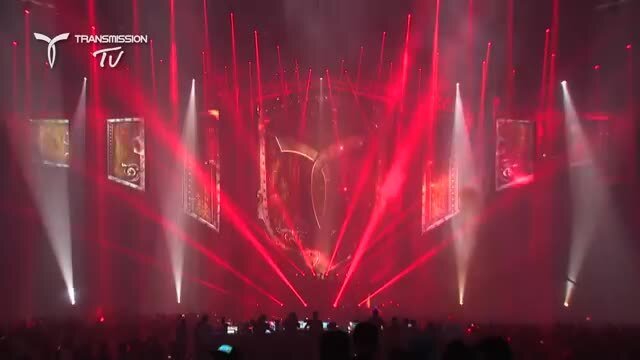 ALY FILA - It's All About The Melody (Live at Transmission)