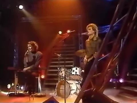 Sandra - Secret Land (Le Hit. RTL. Luxembourg 1988) (720p60)