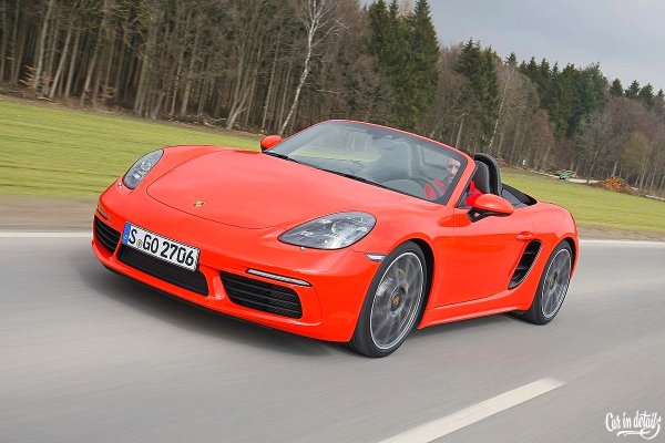 Porsche 718 Boxster S (2016)