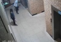 Полный пиздец произошел в лифте
