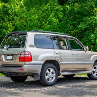 Toyota Land Cruiser 100 (2004)