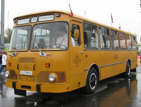 Moscow museum bus 5621 2009-09 LiAZ-677M (1)