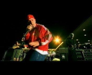 Limp Bizkit - Take A Look Around