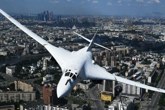 RIAN Tu-160 Vladimir Astapkovich d 850 d 850