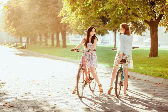 Bike-girl-young-bicycle-park-people-1622689-pxhere.com