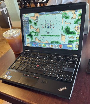 Thinkpad-x230-staryj-no-ne-bespoleznyj-2