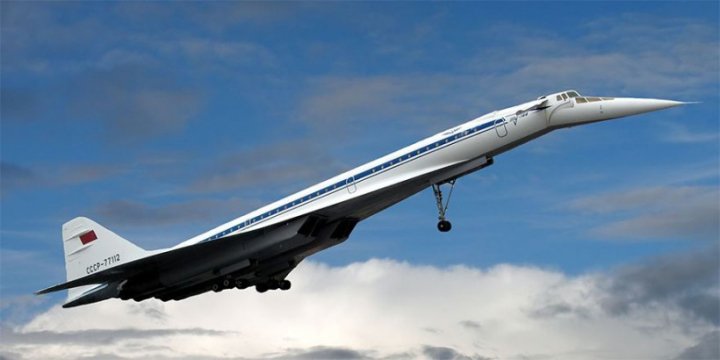 Tu-144-820x410