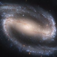 Галактика с перемычкой NGC 1300