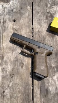 Glock 17