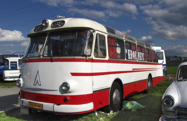 ЛАЗ-695 Soviet classic bus LAZ-695