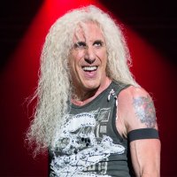 dee-snider-stage