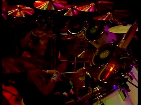 Iron Maiden - Bring Your Daughter To The Slaughter - 720P HD