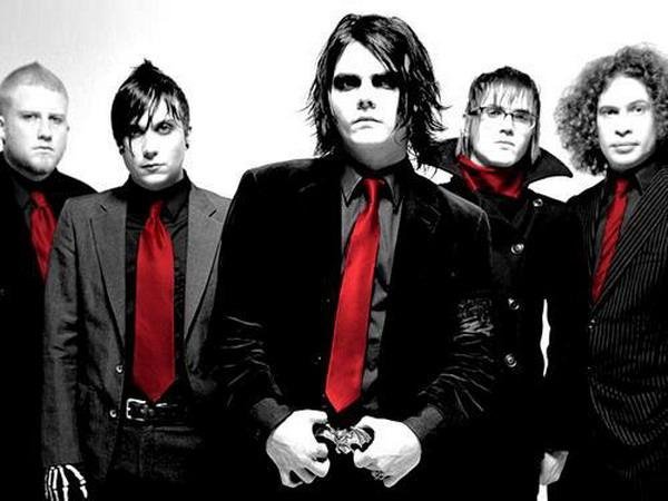 My Chemical Romance - The Light Behind Your Eyes