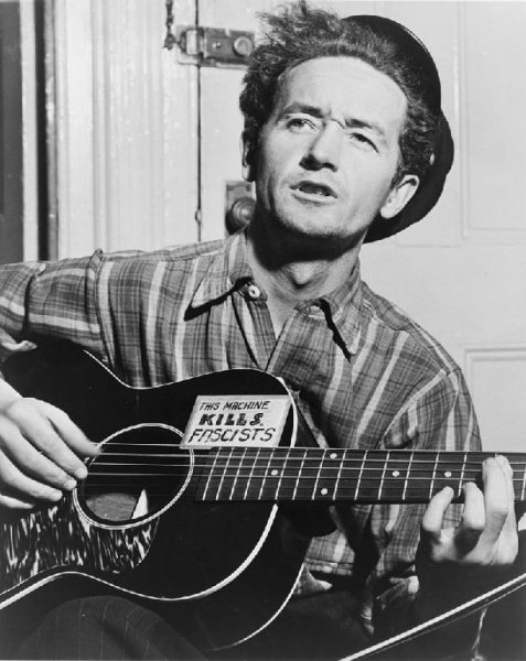 Woody Guthrie - Woody Guthrie  This Land Is Your Land