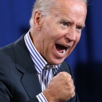 Joe+Biden+Campaigns+Virginia+Fairgrounds+DvTrScgDBR2x