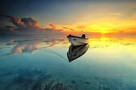 Silence-Morning-by-Agoes-Antara