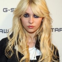 taylor momsen long hair jpeg hair cce7c0de56