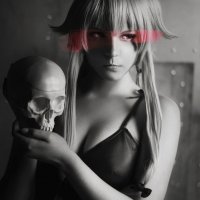 Anime-Anime-Cosplay-Mirai-Nikki-Yuno-Gas