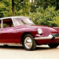 ВЕЛИКОЛЕПНЫЙ Citroen DS19