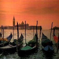 gondole in venice-